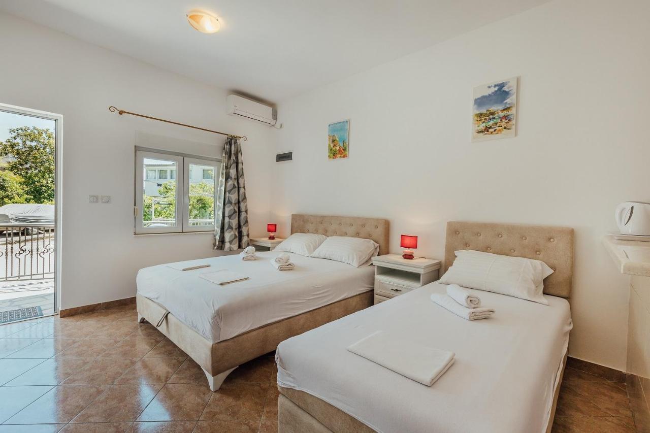 Apartments Bonaca Игало Экстерьер фото